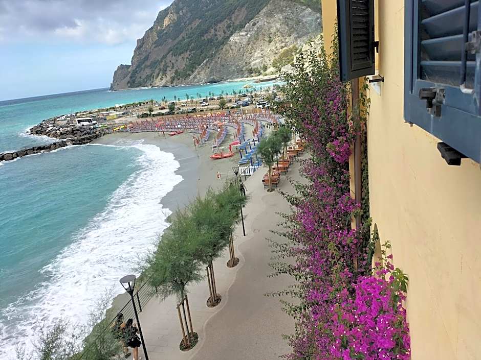 La Bouganville Beatiful Sea view