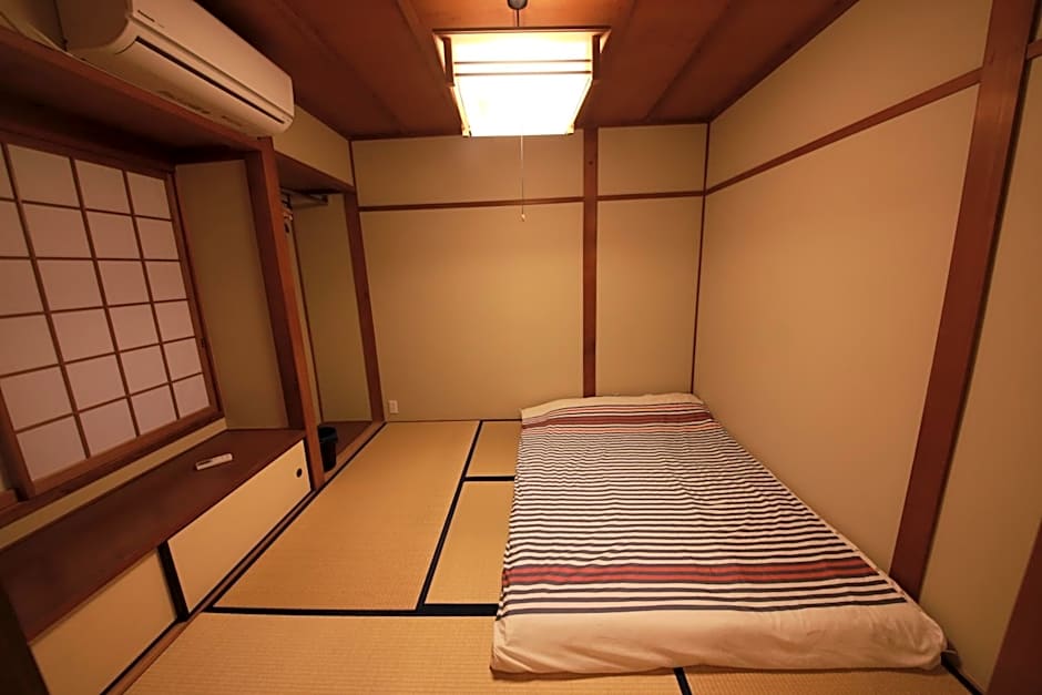 Kinkaku