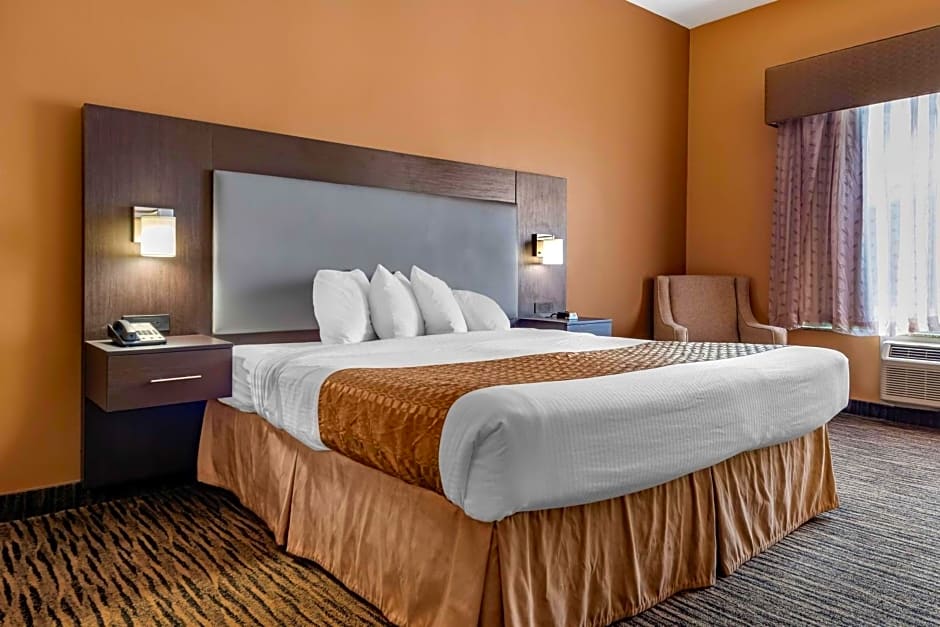 Best Western the Inn at the Fairgrounds
