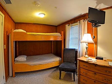 Comfort Quadruple Room