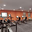 La Quinta Inn & Suites by Wyndham Detroit Metro Airport