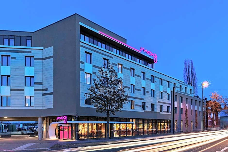 Moxy by Marriott Duesseldorf South