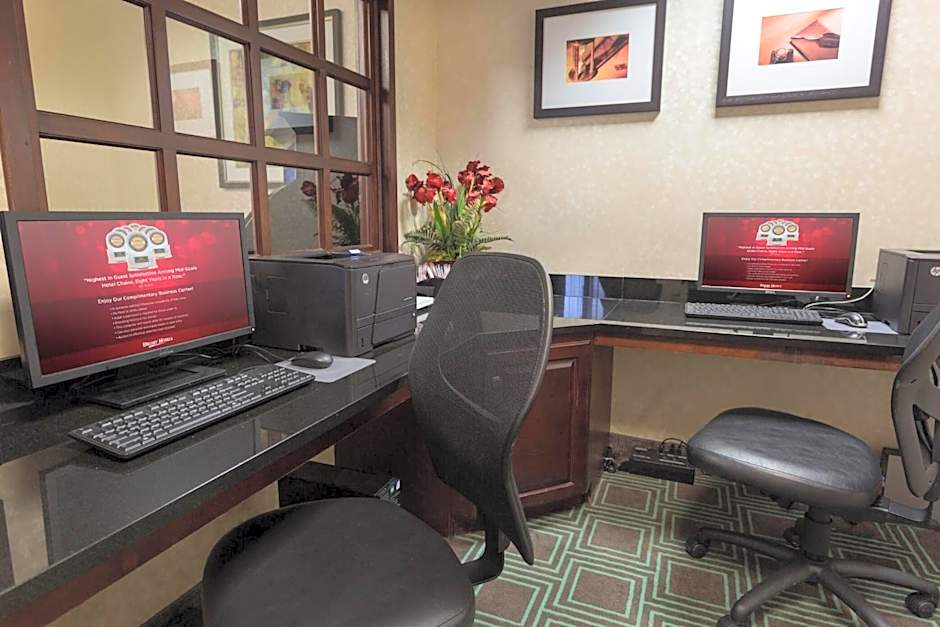 Troy Inn and Suites By IHG