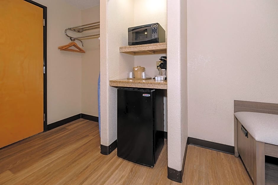 Red Roof Inn Yemassee