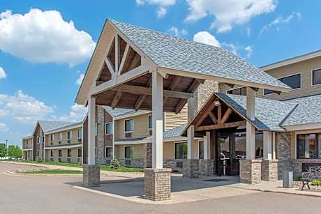 New Prague Inn & Suites, New Prauge