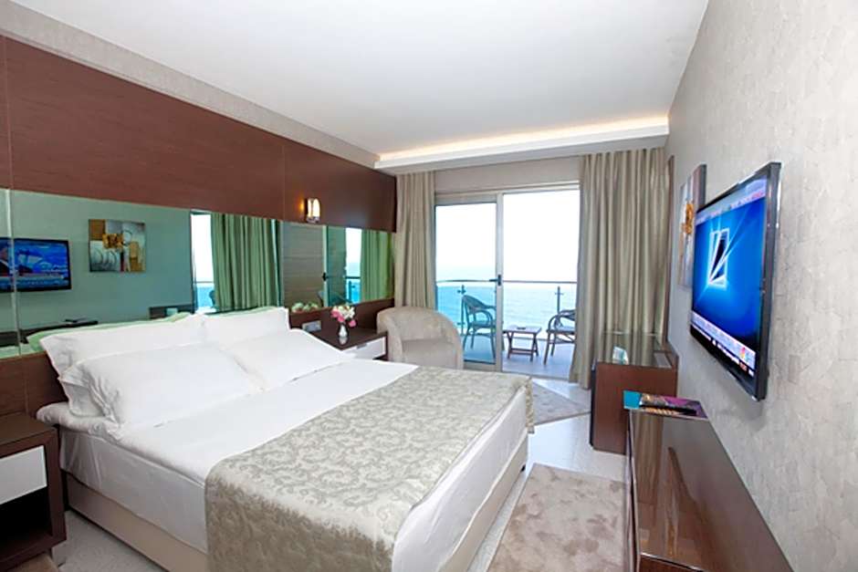 Photo 1 of 5 of Deluxe Double Room with Sea View