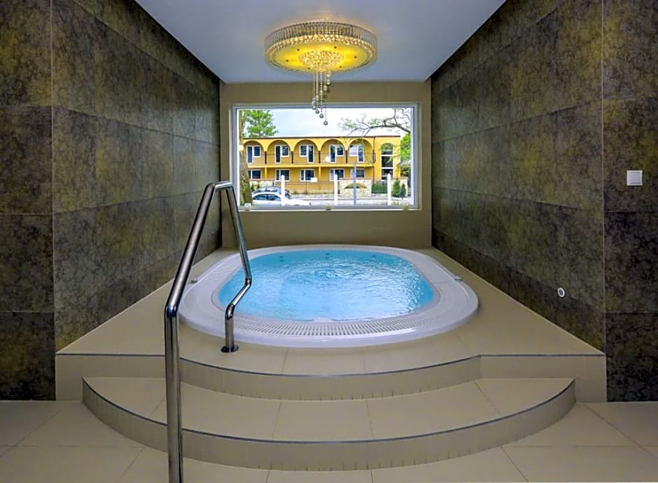 Marmas Jastrzębia Góra