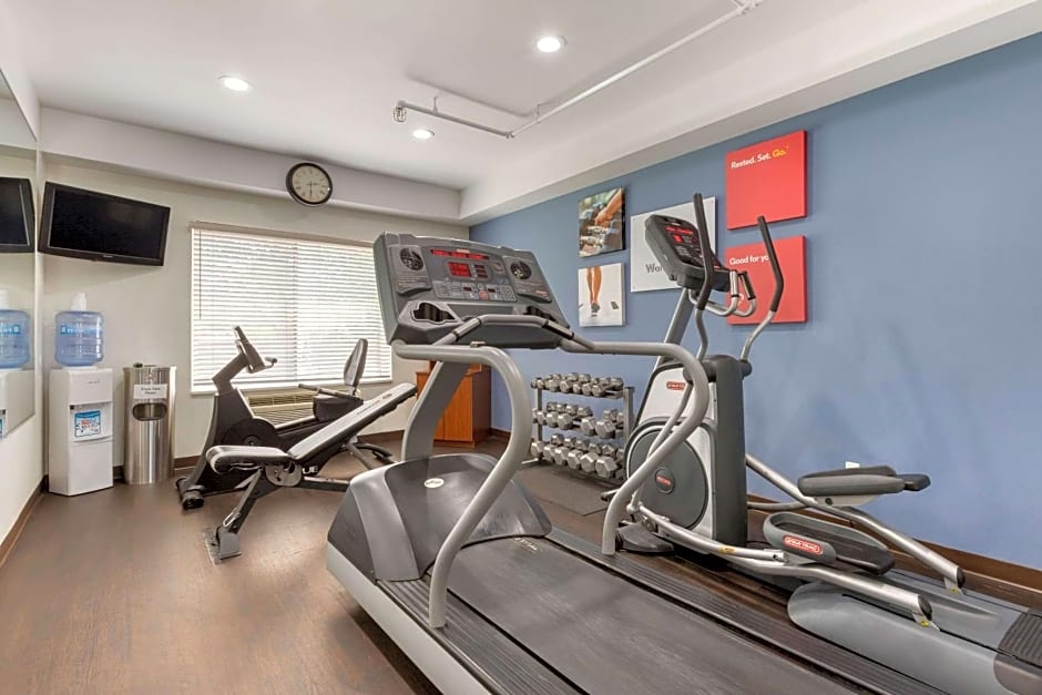 Comfort Suites Southfield
