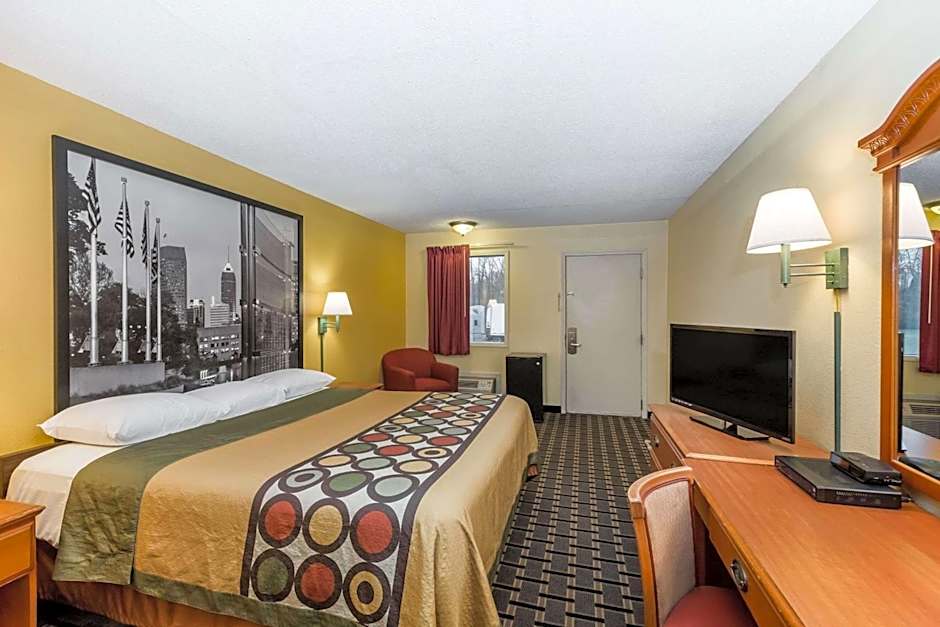 Super 8 by Wyndham Indianapolis-Southport Rd