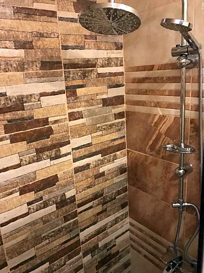 Sun Rise Hotel & Hostel & Tours