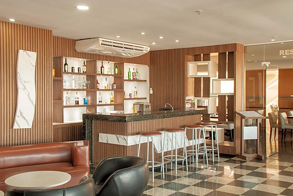 Tropical Barra Hotel