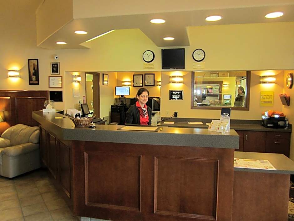 Super 8 by Wyndham Fort St. John BC