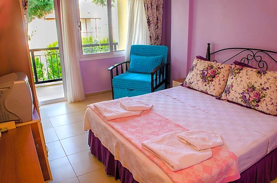 Photo 1 of 20 of 1 Double Bed or 2 Beds