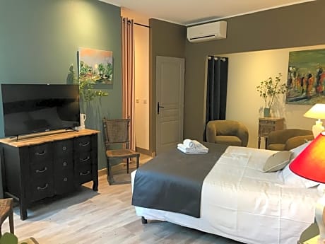 Double Room with Private Bathroom