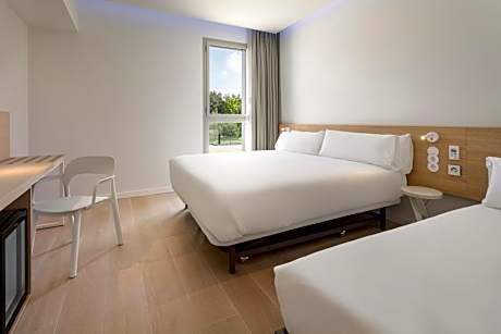 Standard Family Room