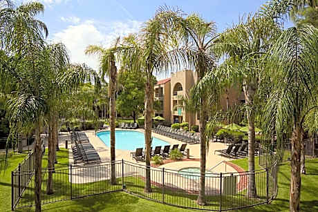 Embassy Suites By Hilton Hotel Phoenix-Tempe