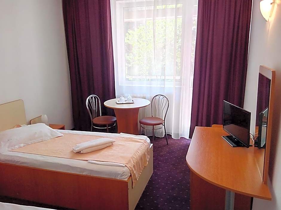 Hotel Lebăda