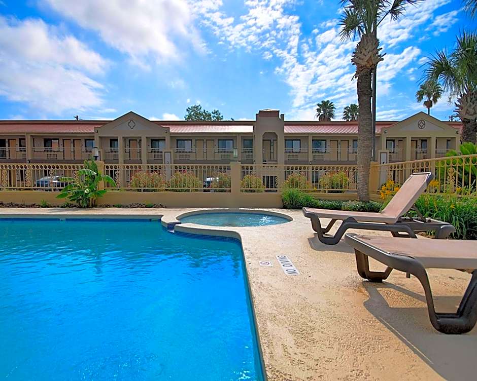 Americas Best Value Inn Kingsville