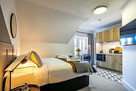 Double Room with Private Bathroom