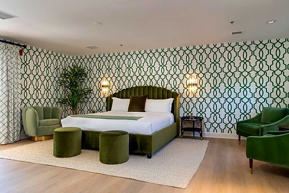 The Colony Palms Hotel and Bungalows