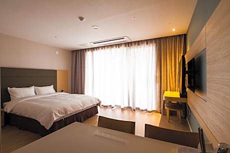 Resort Family (Without Kitchenette)