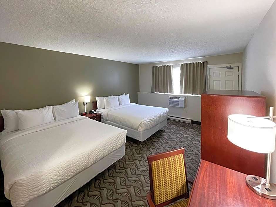 Photo 1 of 19 of Rodeway Inn