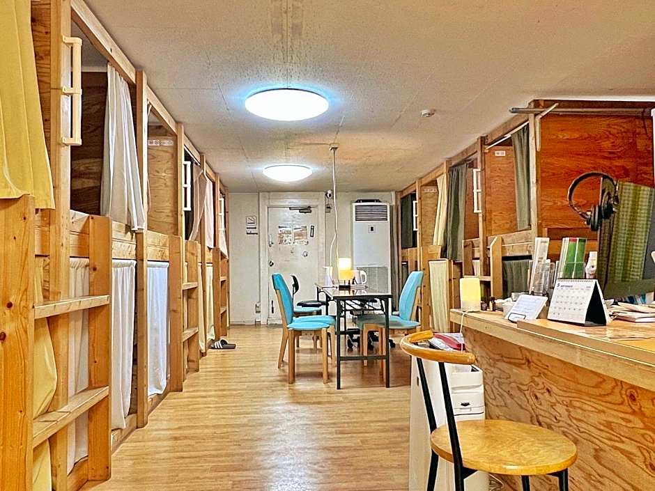 Edo Tokyo Hostel