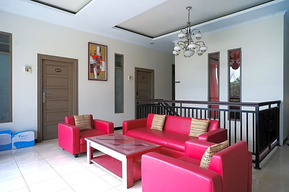OYO 2038 Jasmine Guest House Balikpapan