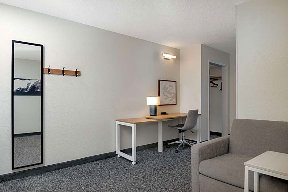 Spark by Hilton Summerville