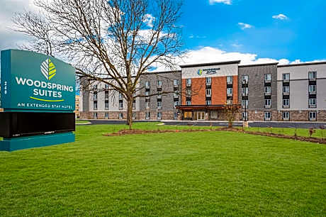 WoodSpring Suites Dearborn Detroit