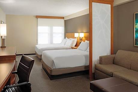 Queen Room with Two Queen Beds - High Floor
