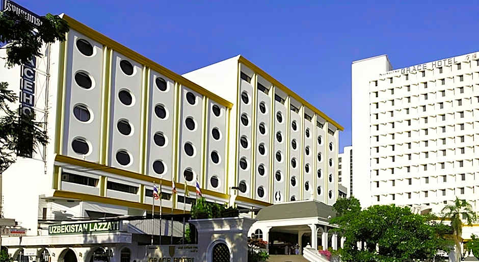 Graceland Bangkok By Grace Hotel