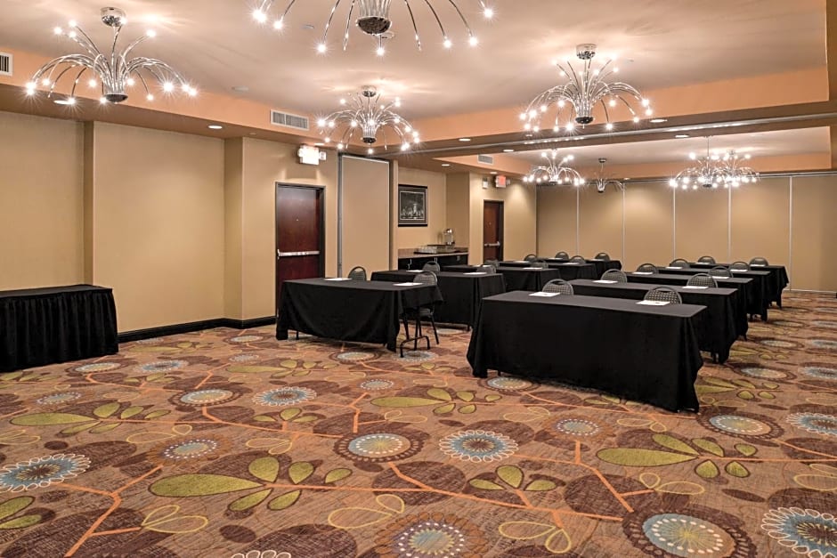 Holiday Inn Fort Worth North- Fossil Creek, an IHG Hotel