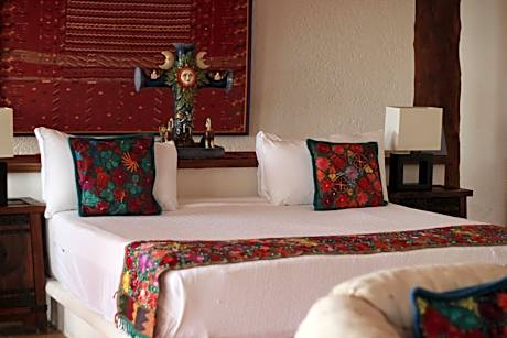 Serenity Jacuzzi Suite