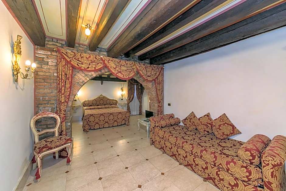 Hotel Pantalon