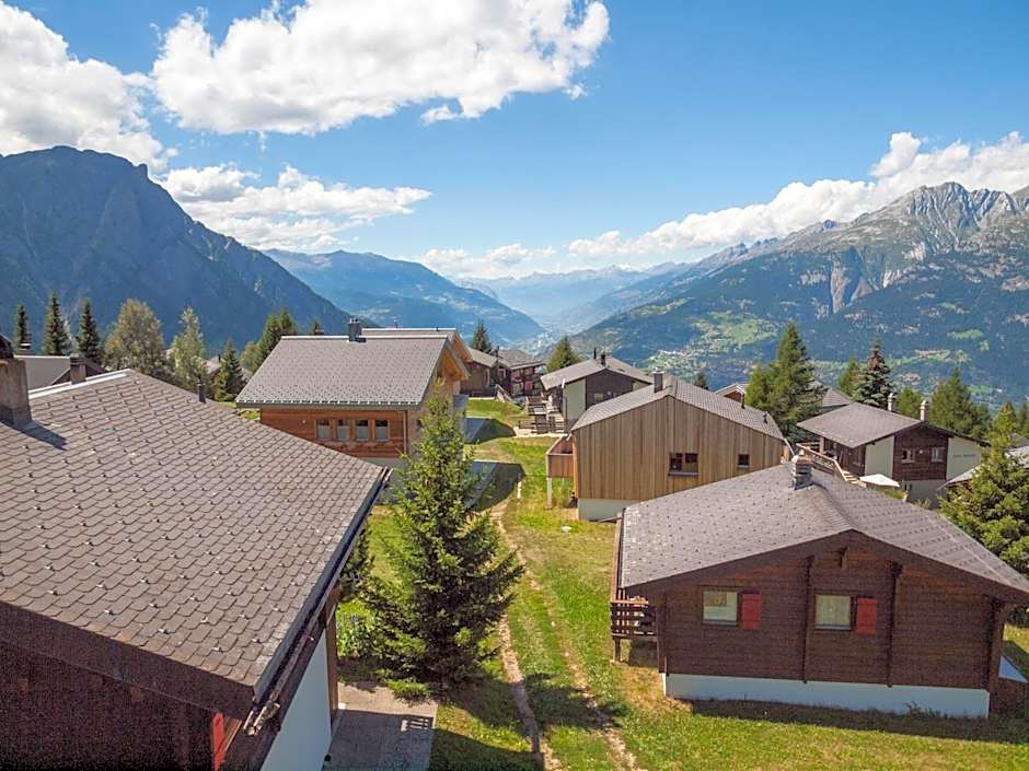Gruppenhaus im Walliser Alpstyle