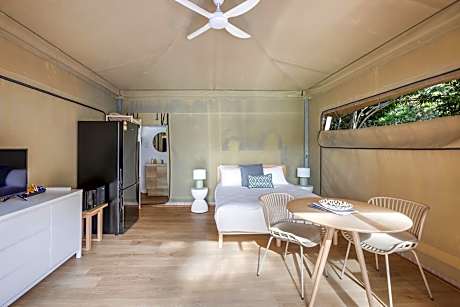Deluxe Beach Tent  - Sleeps 2