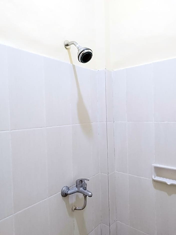 Adi Pelita Sari Bali