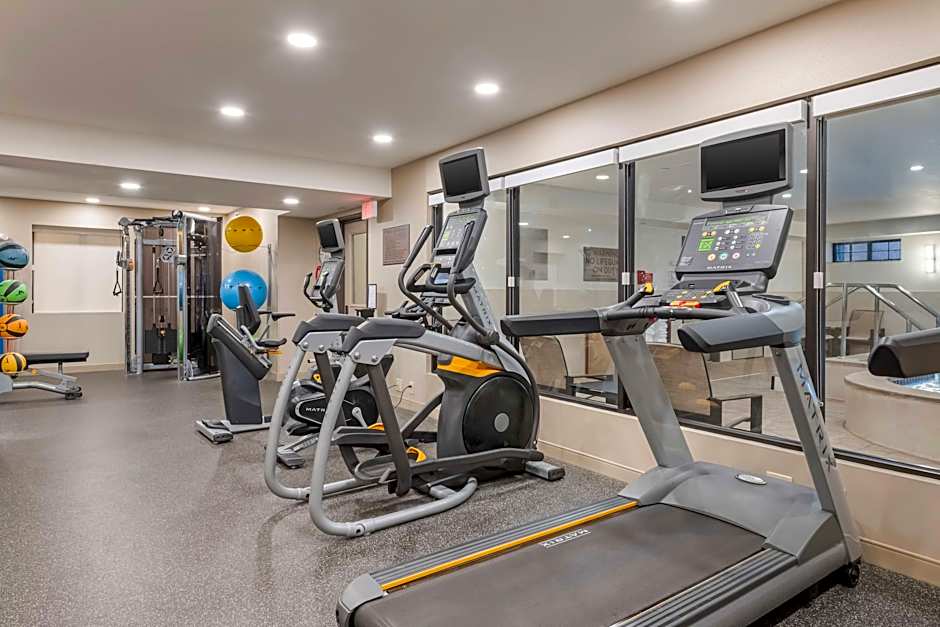Best Western Plus Superior Inn
