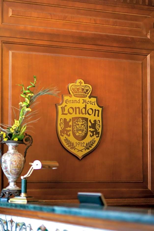 Grand Hotel London