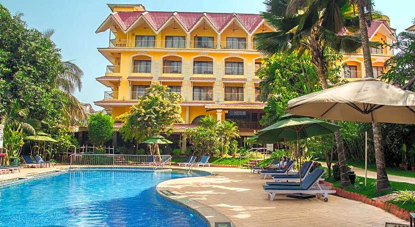 Acron Candolim Regina