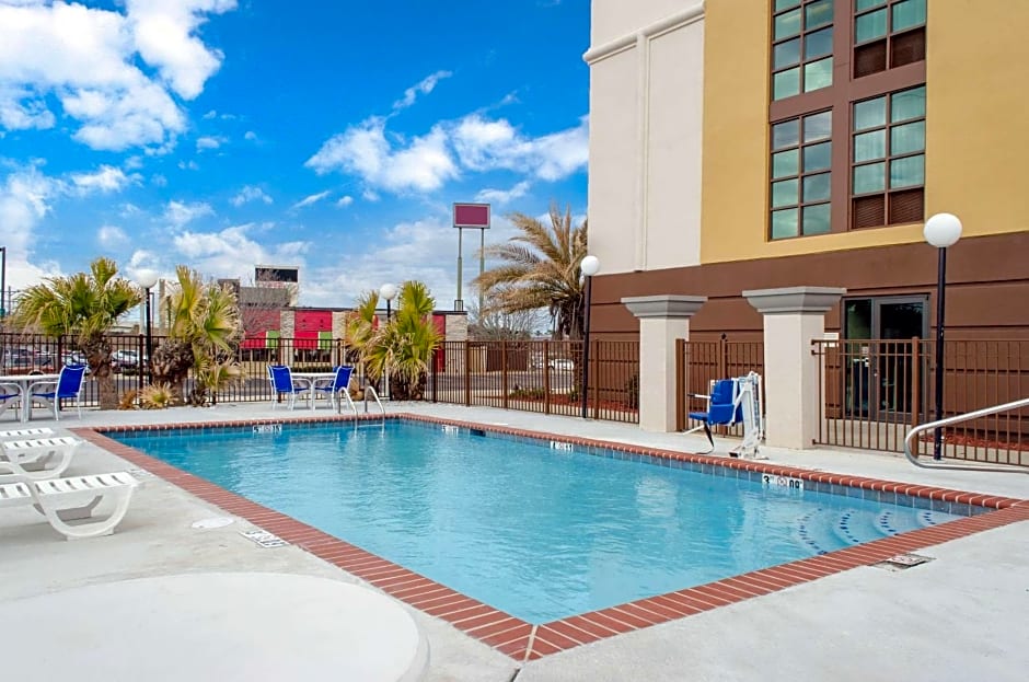 Comfort Inn & Suites Biloxi-D'Iberville