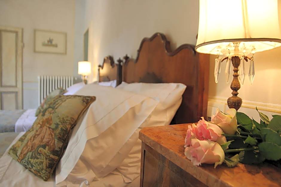 Photo 1 of 9 of Junior Suite, Garden View