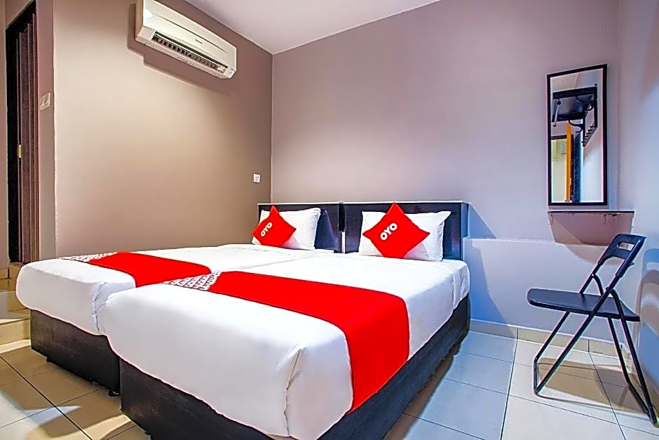 Super OYO 44097 Avatarr Hotel