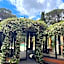 Hero's Garden Relais