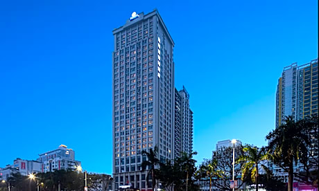 Days Hotel by Wyndham Beihai Haicheng