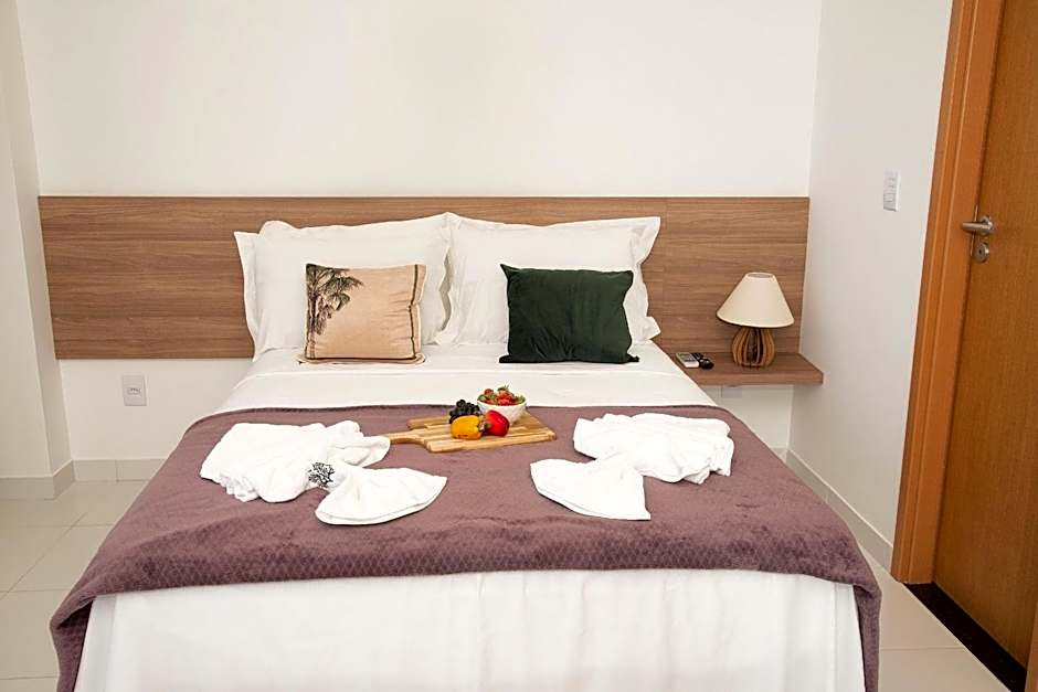 Charmoso Estúdio em Muro Alto com Vista para piscina