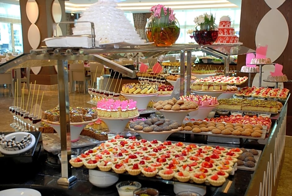 Maya World Hotel Side