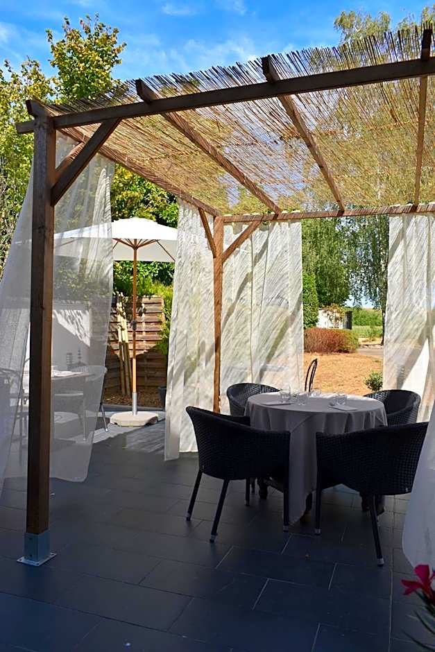 Le Cheval Blanc - Lac du Der - Logis Hotel