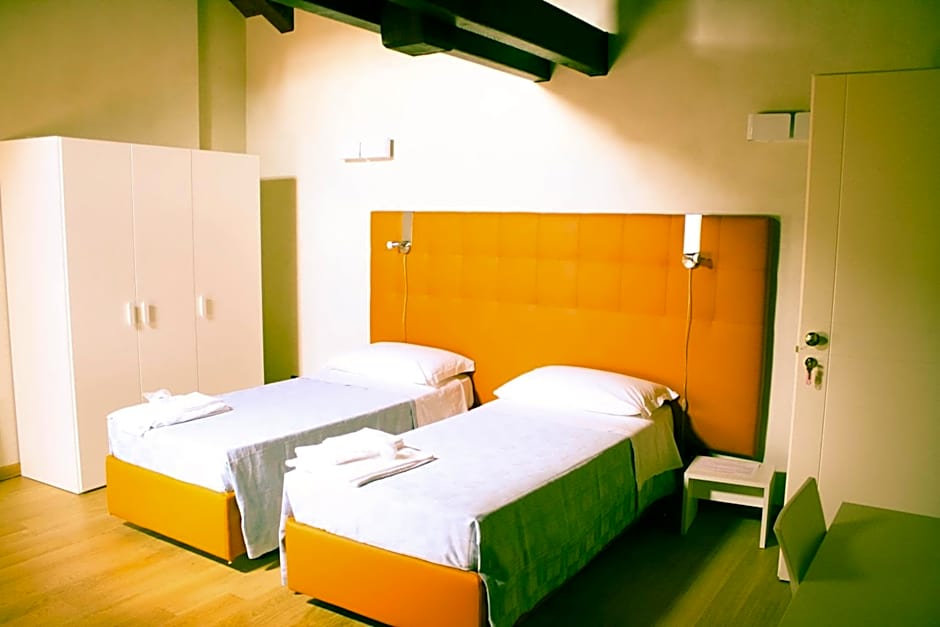 Palazzo Sacco Hostello Fossano